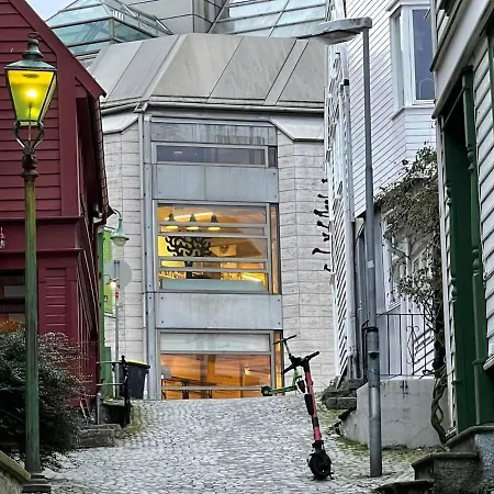 Apartmán Charming 2-bed In